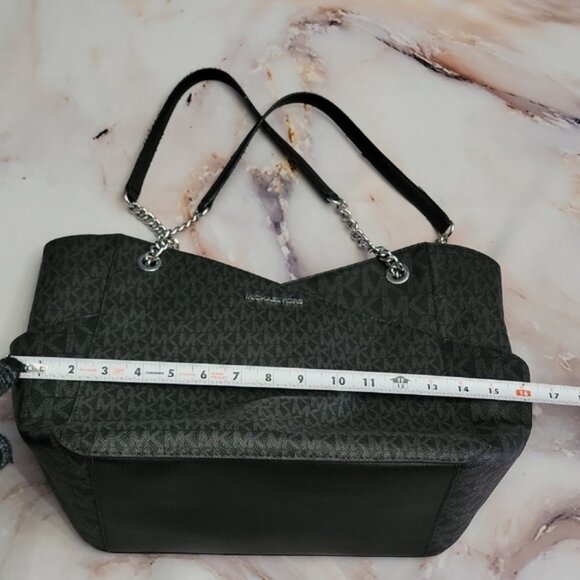 Michael Kors Outlet Jet Set Large Logo Shoulder Bag Color: Black :) - Picture 3 of 17